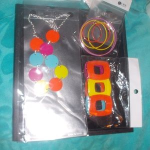 3 Piece Multi Color Necklace, Bracelet & Earrings